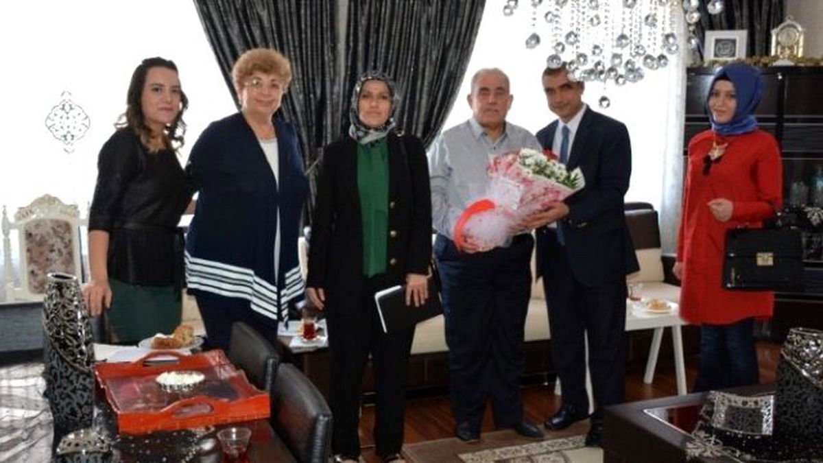 Emekli Öğretmenlere Ziyaret