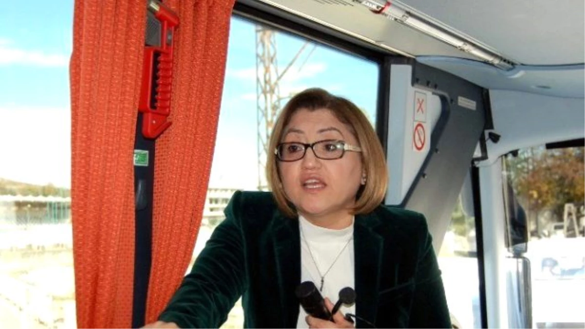 Fatma Şahin\'den Gazetecilere Şehir Turu