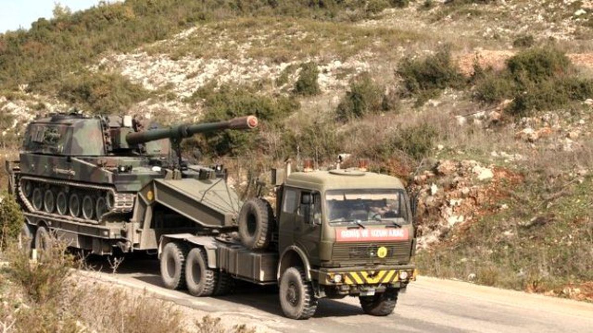 Hatay Sınırına Obüs Sevkiyatı Başladı