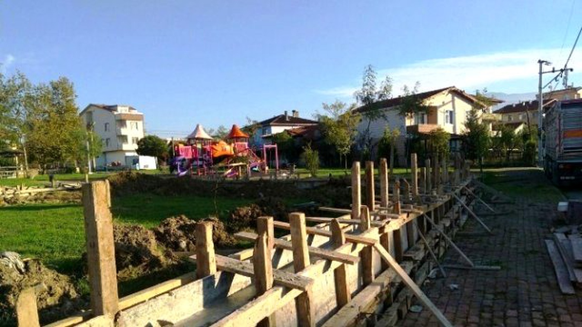 Kartepe Belediyesi\'nden Mini Futbol Sahası