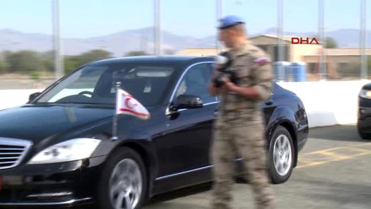 Kıbrıs\'ta Liderler Müzakereler Çerçevesinde Yeniden Biraraya Geldi