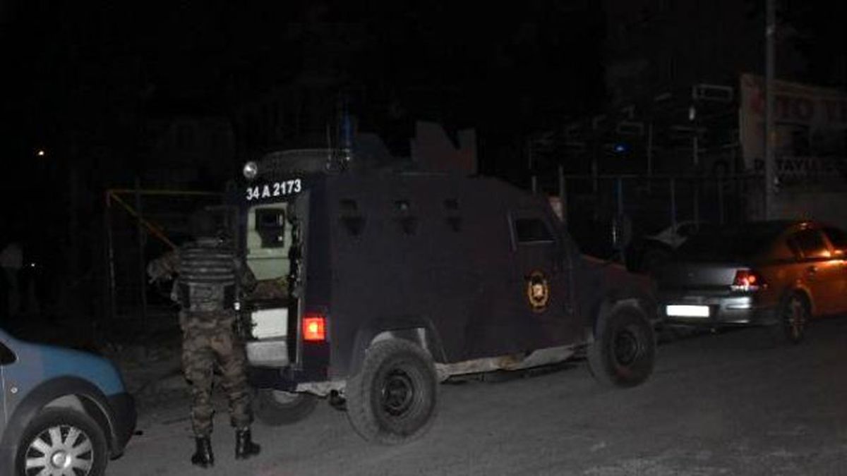 Küçükçekmece\'de Şafak Operasyonu