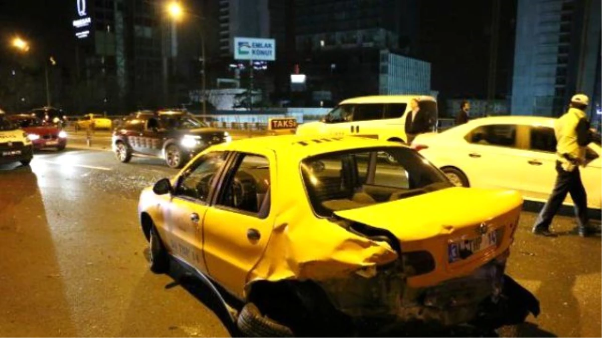 Mecidiyeköy\'de Trafik Kazası: 2 Yaralı