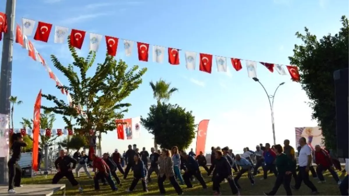 Mersinliler Üç Gün Boyunca Zumba Yaptı