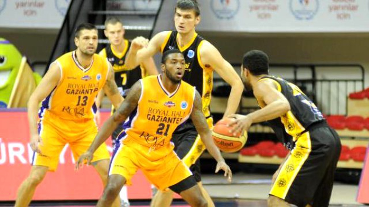Royal Halı Gaziantep - Bc Sıaulıaı: 87-71