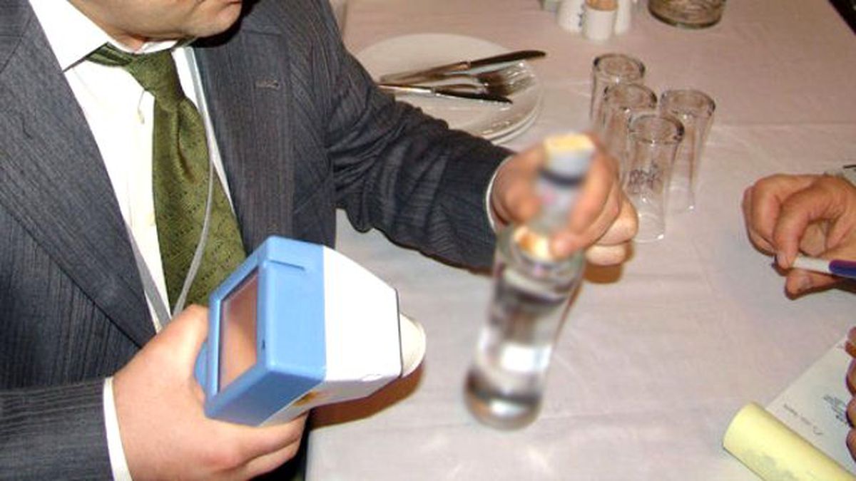 Sahte Rakı Ölümleri İzmir\'e Sıçradı