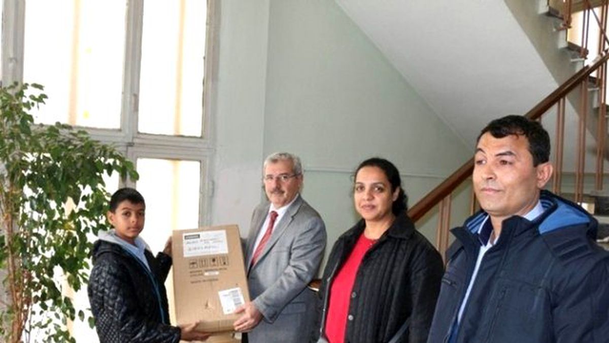 Serdar Tuğral Elektro Piyanosuna Kavuştu