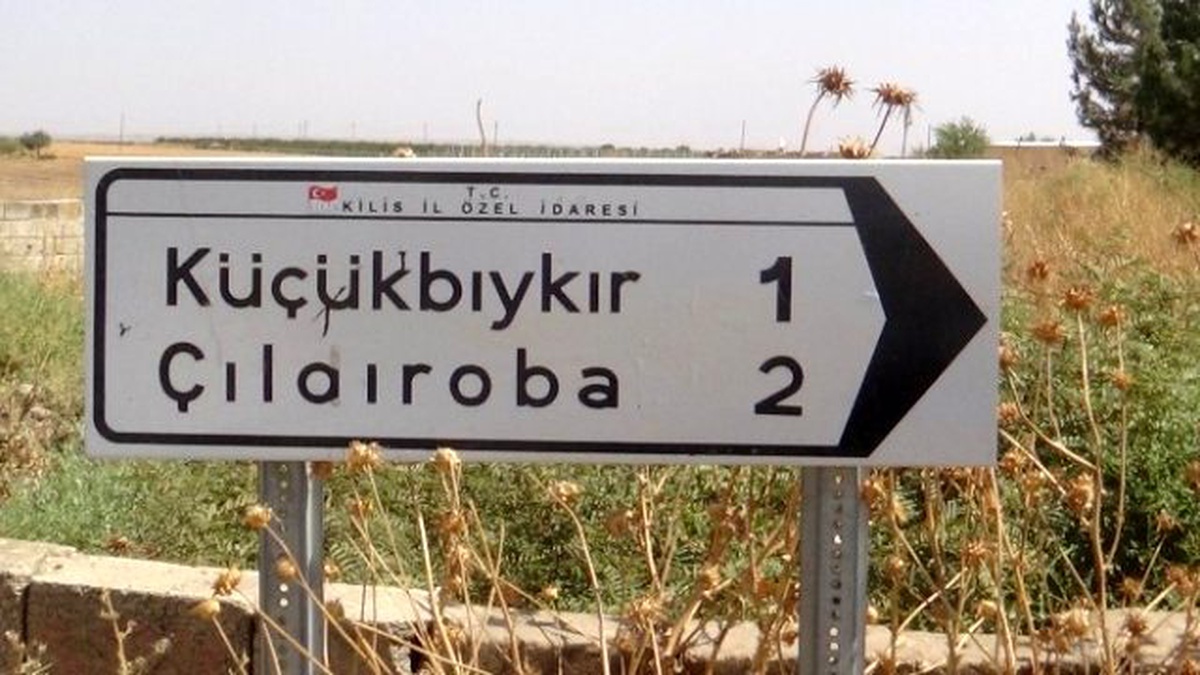 Türkiye\'ye Geçmeye Çalışan 2 Işid Militanı Tutuklandı