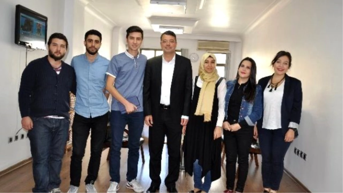 Yüksekokul Öğrencilerinden Silifke Belediye Başkanı Turgut\'a Ziyaret