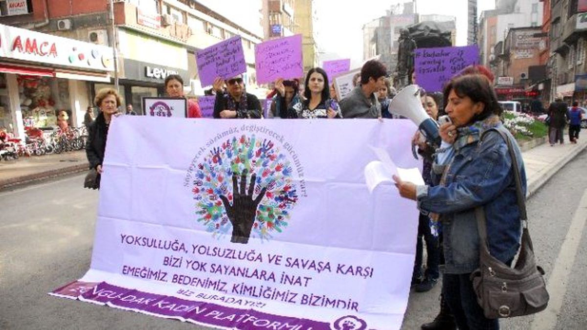 Zonguldaklı Kadınlardan Şiddete Karşı Protesto