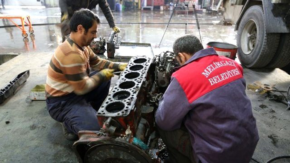Ağır İş Makinelerine Bakım ve Onarım Hizmeti Alınacak