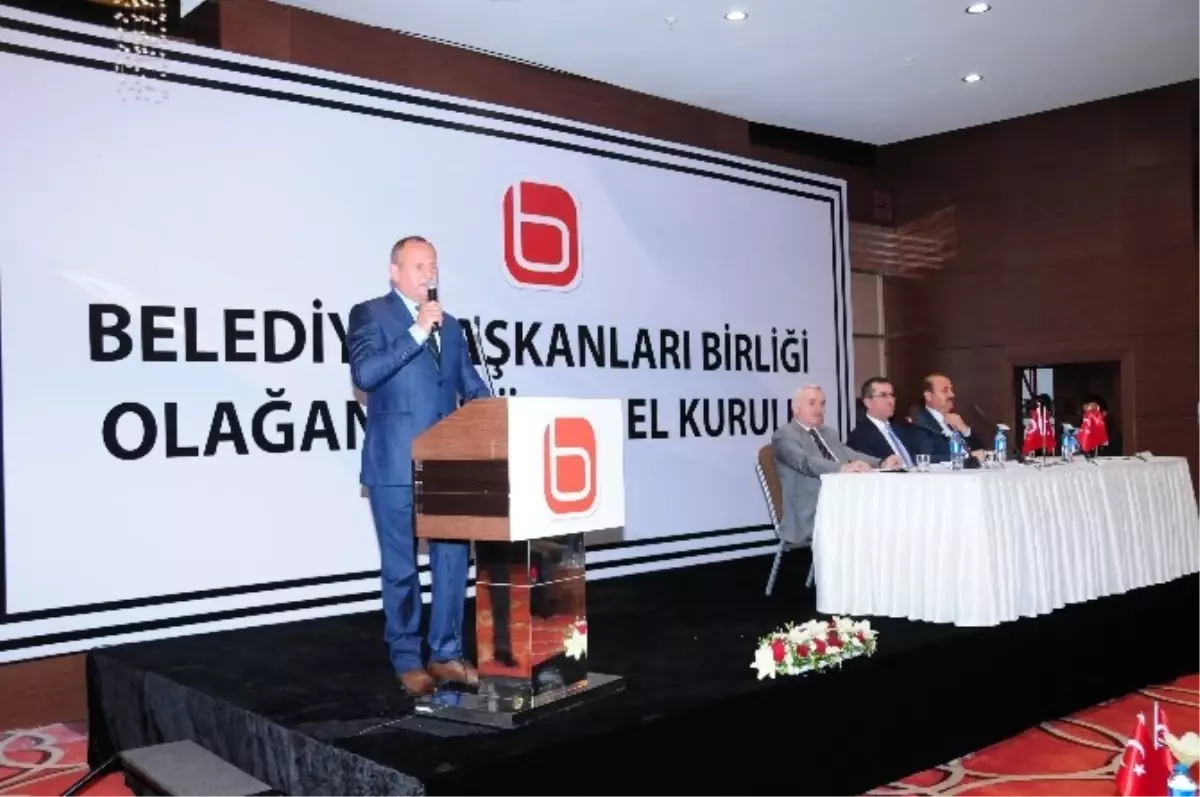 Belediye Başkanları Birliğinden Seminer