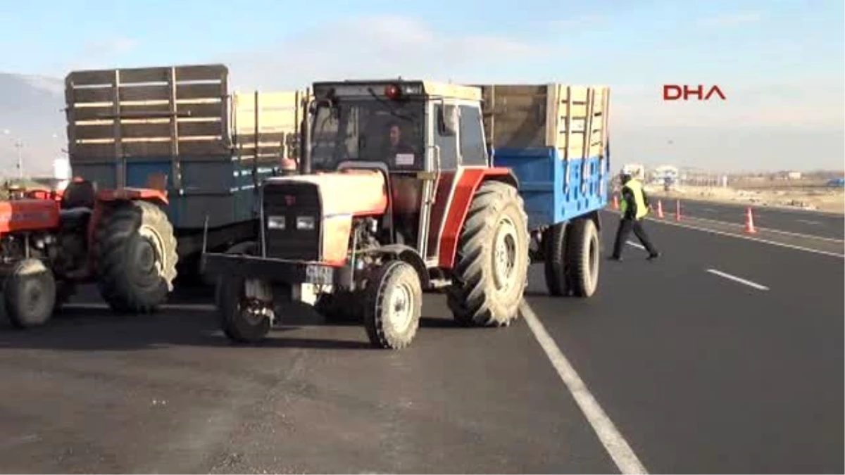 Erzincan - Traktör Kazalarına Reflektörlü Önlem