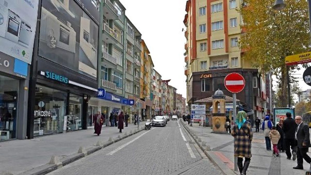 İki Caddede Tek Yön Uygulaması Başladı
