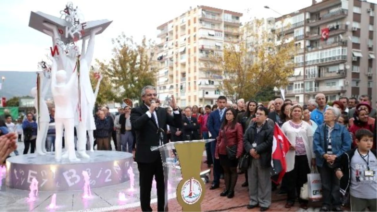 Karşıyaka\'da Öğretmenler Parkı Açıldı