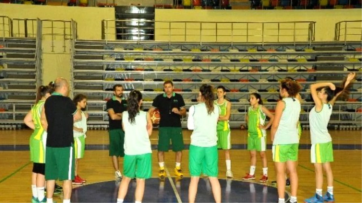 Şanlıurfa\'nın Kadın Basketbolcular Bodrum Maçına Hazırlanıyor