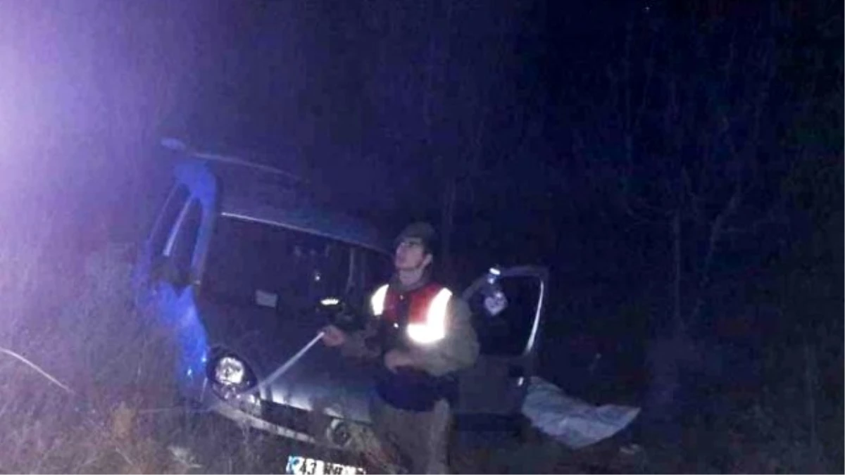 Şaphane\'de Trafik Kazası: 1 Ölü, 4 Yaralı