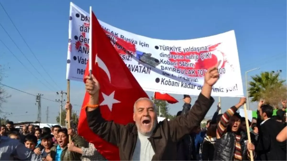 Türkmenlerden Rus Saldırılarına Protesto