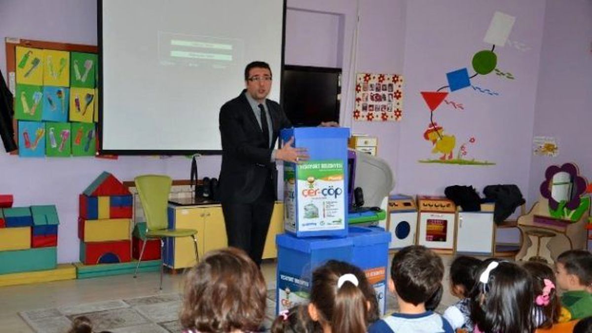 Yeşilyurt Belediyesi, Okullarda Çevre Bilinci Üzerine Eğitim Veriyor