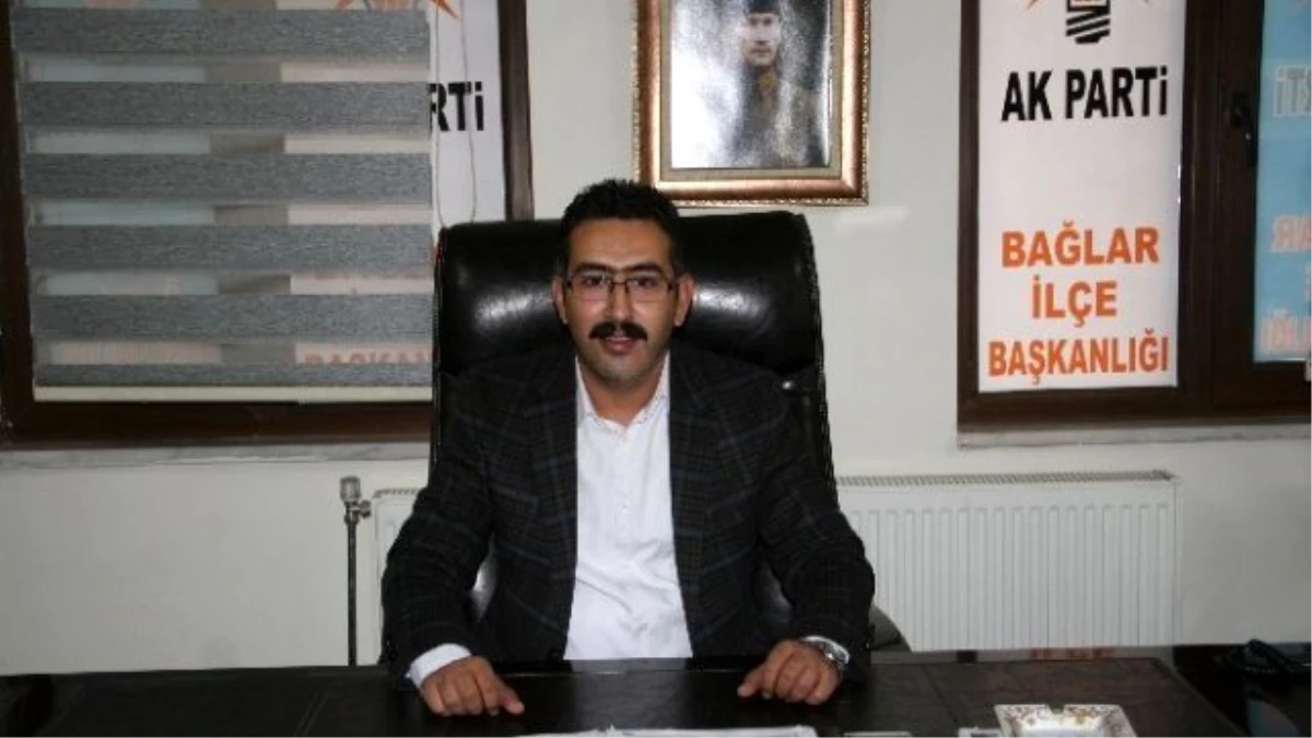 AK Parti İlçe Başkanı Hendeklerin Açtığı Yaraları Değerlendirdi