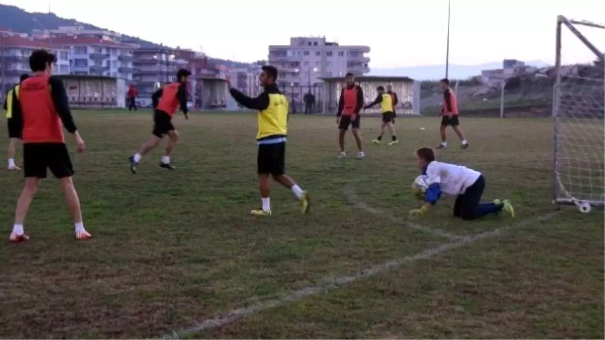 Aliağa Fk Özçamdibi Spor Maçına Hazır