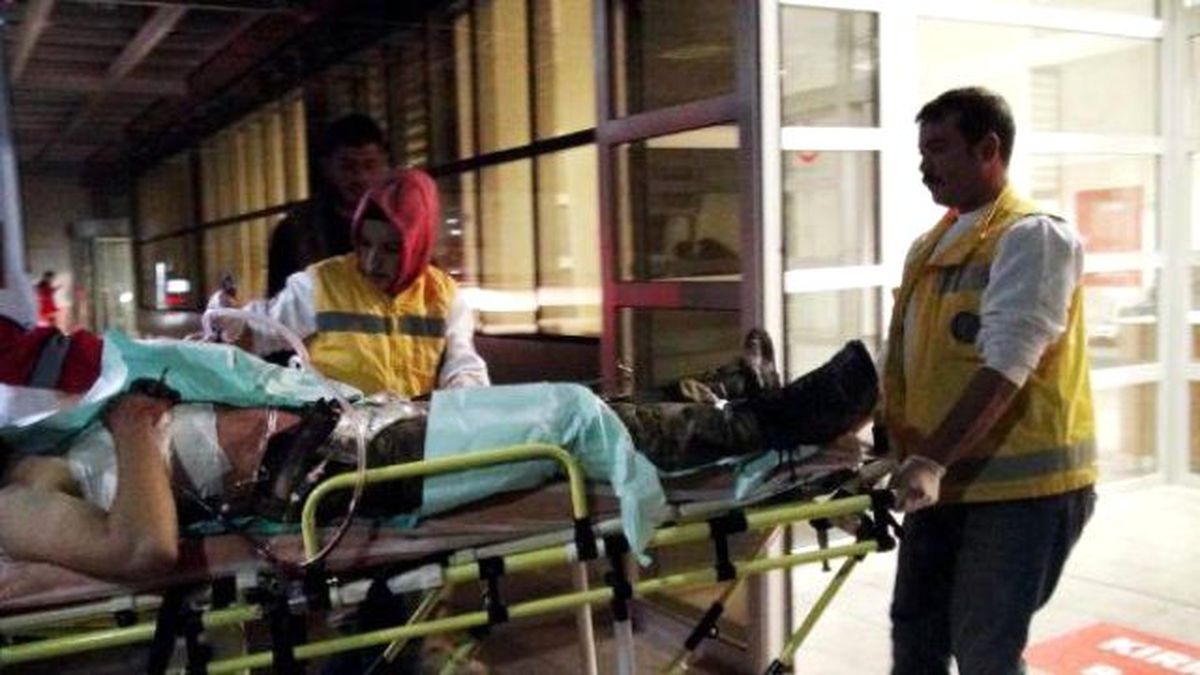Azez\'e Saldırılar Sürerse 60 Bin Suriyeli Göç Edebilir (3)
