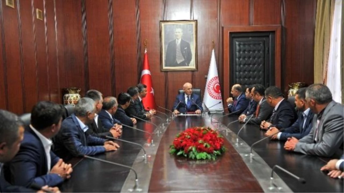 Başkan Akdoğan ve Meclis Üyelerinden TBMM Başkanı Kahraman ve Niğde Milletvekillerine Ziyaret