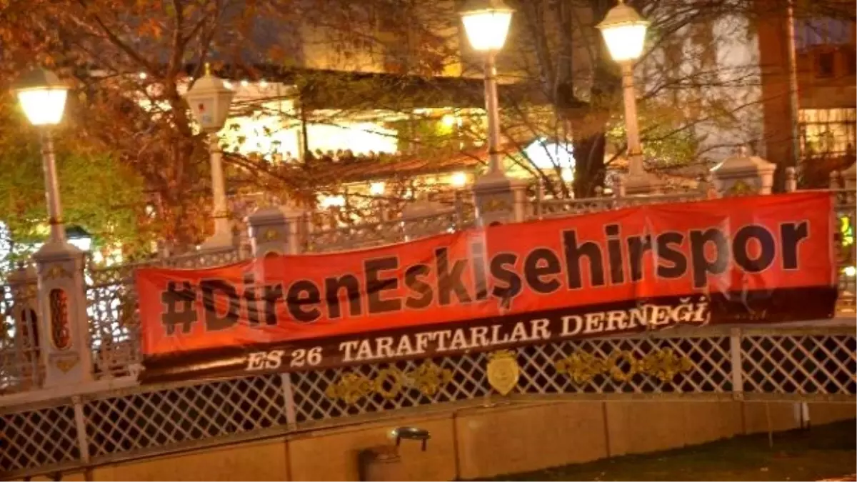 Eskişehirspor\'a Taraftardan Tam Destek