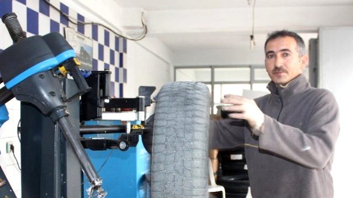 Oto Lastikçilerde Kış Lastiği Yoğunluğu