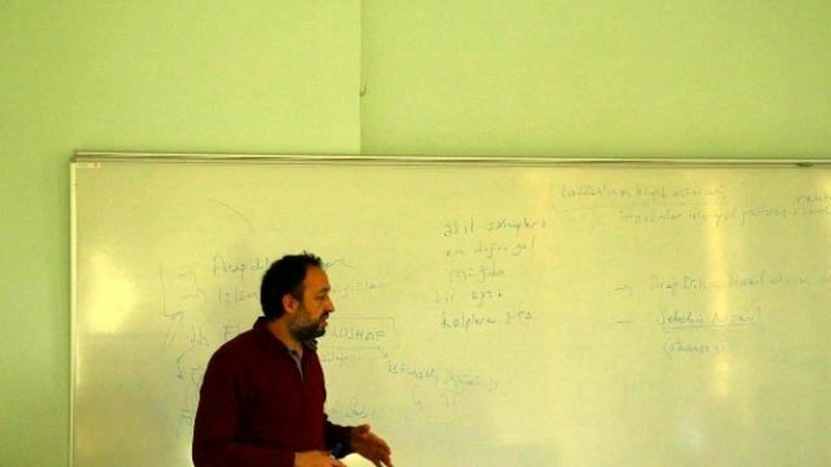 Saü\'de "Meal, Tevil, Tefsir, Yorum, Kur-an\'a Nasıl Yaklaşalım?" Konulu Seminer Düzenlendi