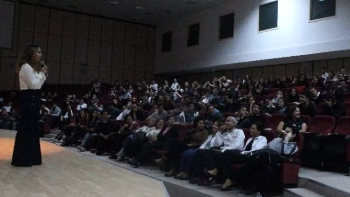 Üniversiteye Hazırlanan Gençlere Kaygı Semineri