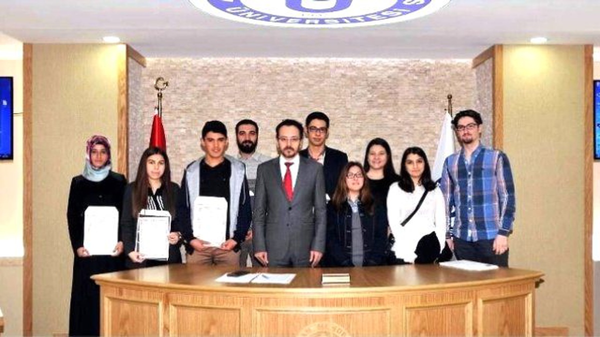 Yök, Adü Ailesinin Fakülte Birincilerini Ödüllendirdi