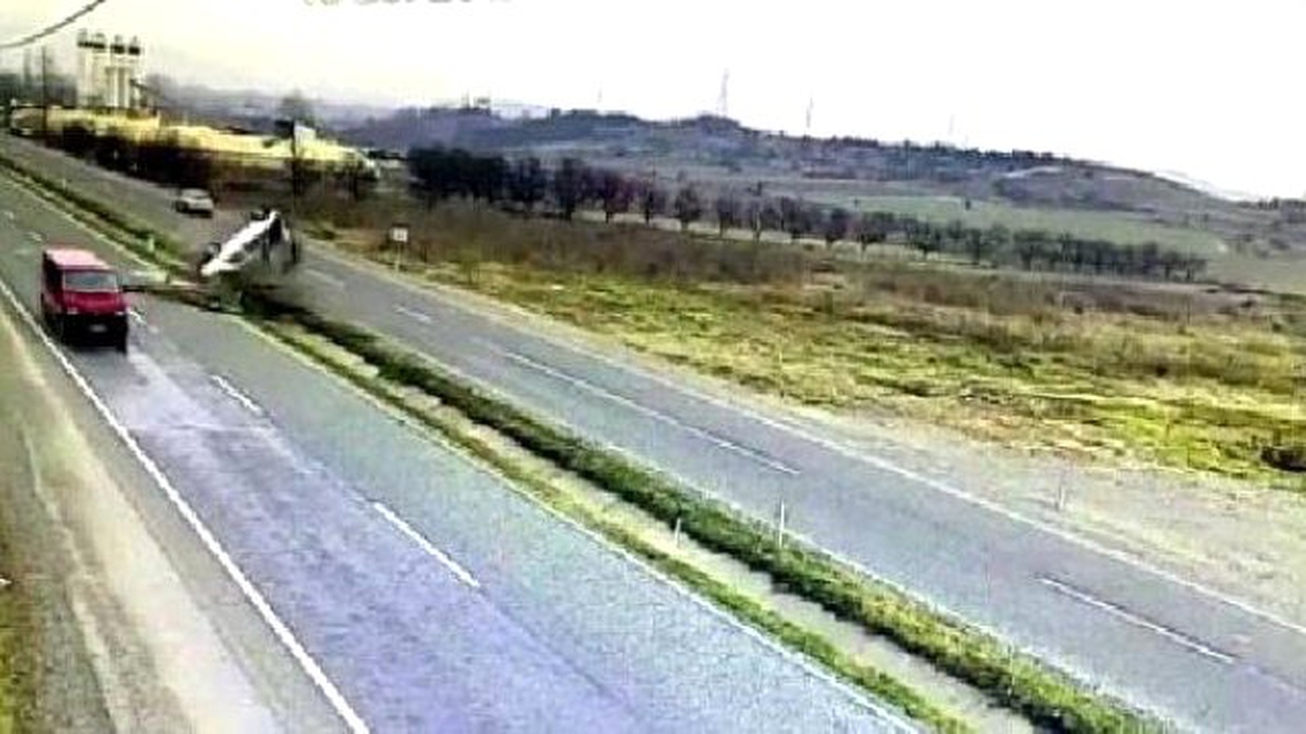 1 Kişinin Yaralandığı Kaza Güvenlik Kamerasında