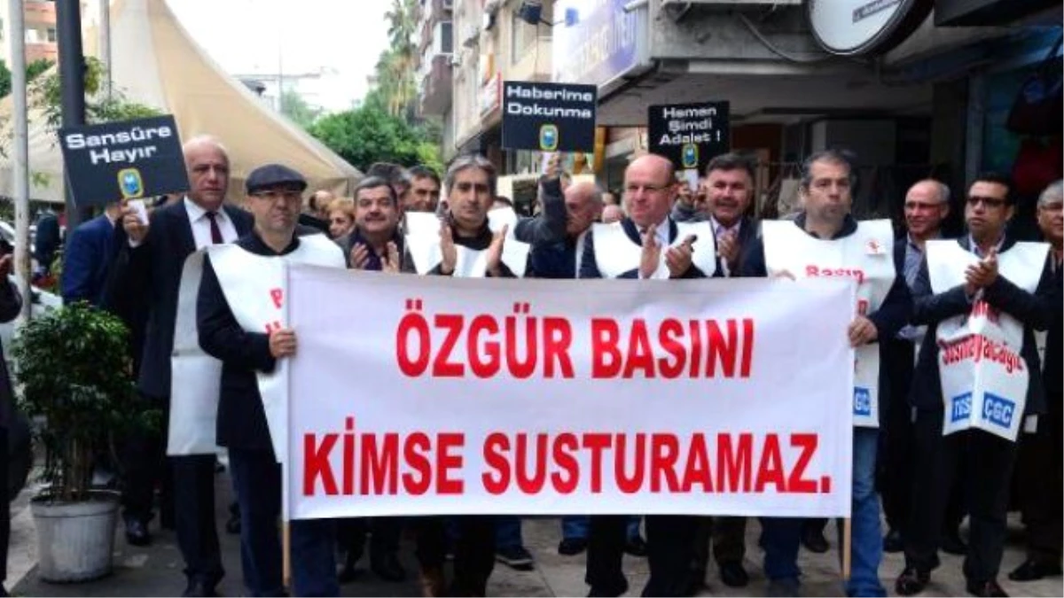 Adana\'da Gazeteciler Tutuklanan Meslektaşları İçin Yürüdü