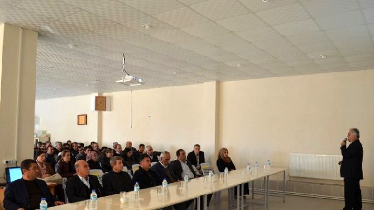 Belediye Personeline Protokol Kuralları Semineri