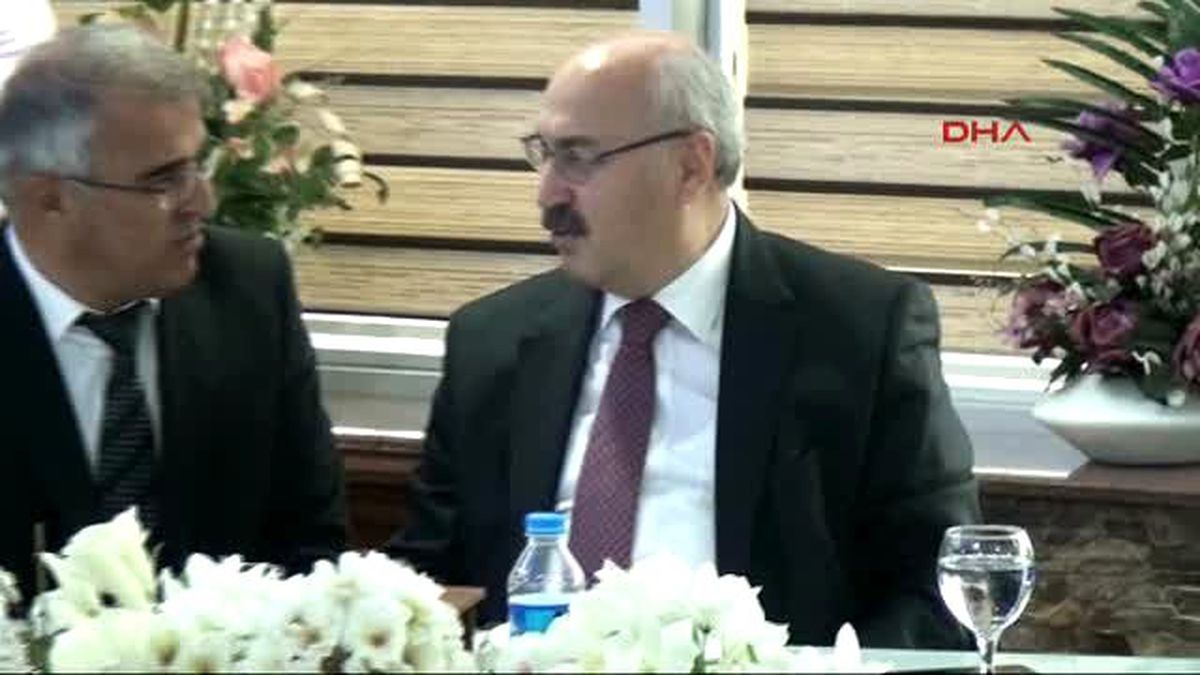 Bingöl Valisi Köşger\'den Suriyeliler\'e: Dilencilik Yapmayın, Çocuklarınızı Okula Gönderin