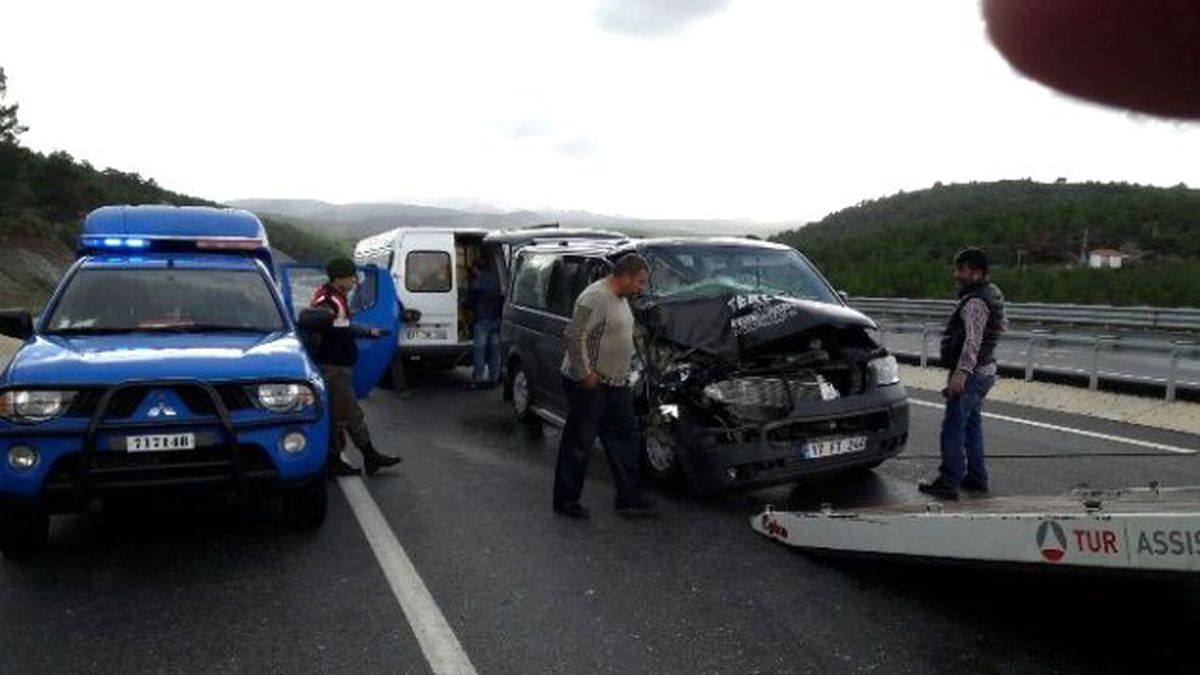 Çanakkale\'de Trafik Kazası; 1 Yaralı