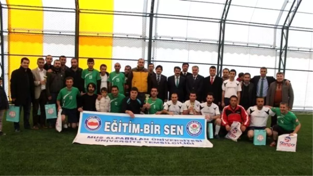 Eğitim-bir-sen Mşü Temsilciliği\'nden Futbol Turnuvası