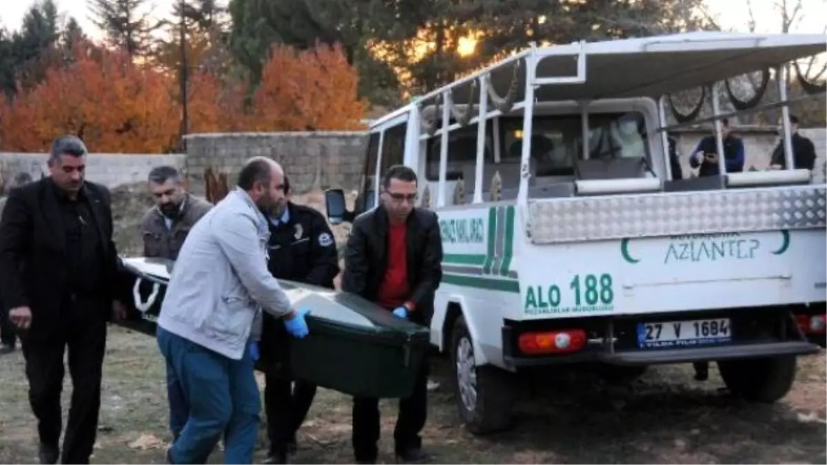 Gaziantep\'te Derede Erkek Cesedi Bulundu