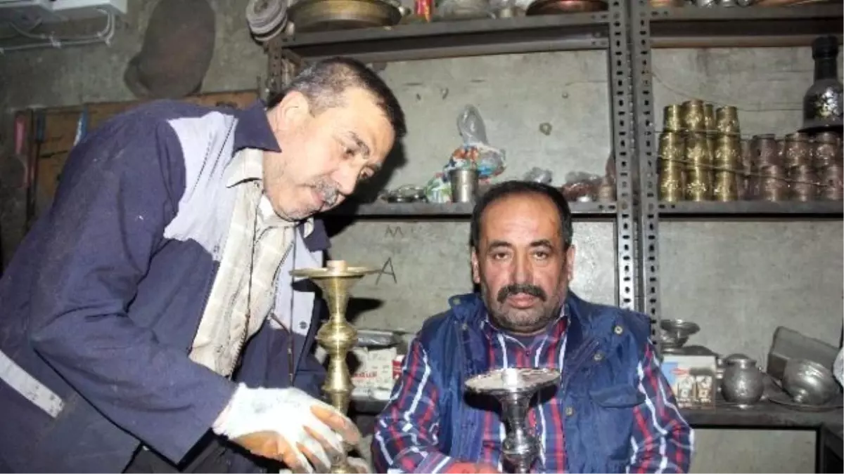 Suriyeliler, Nargile Ustalarının Yüzünü Güldürüyor