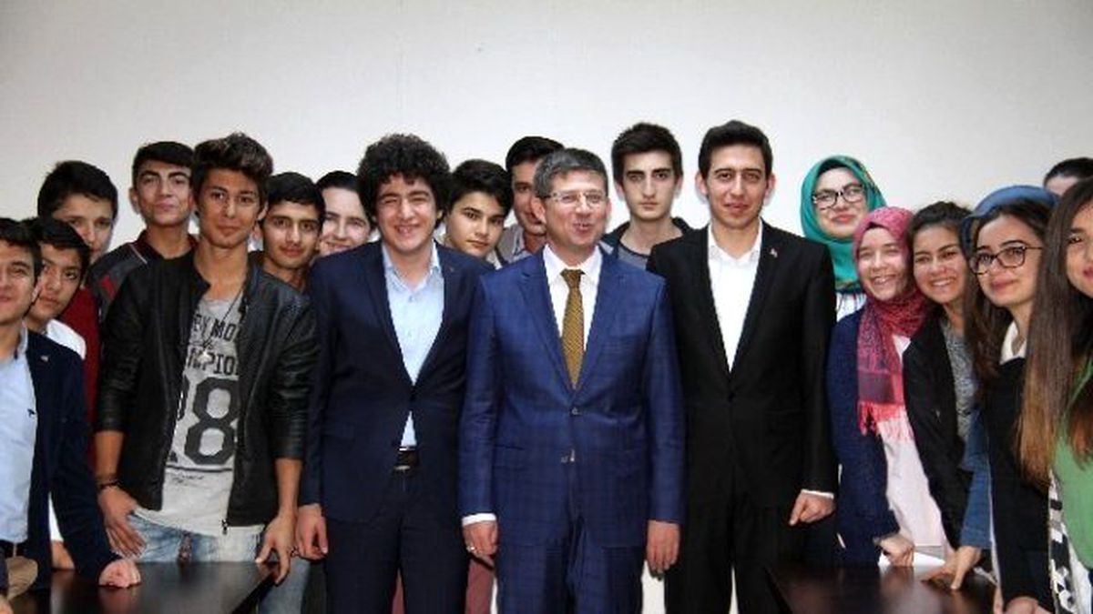 Başkan Subaşıoğlu Gençlerle Buluştu