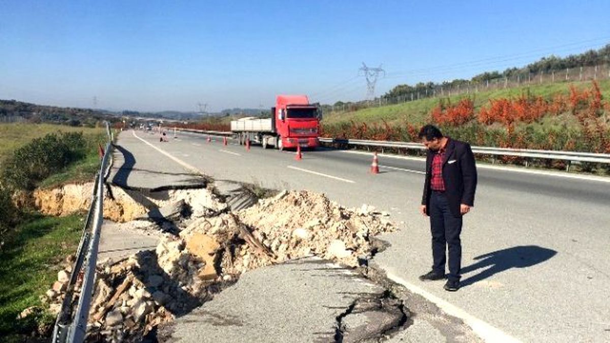 Bursa Çevre Yolu 1 Yıldır Bakım Bekliyor