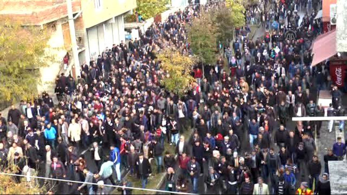 Tahir Elçi'nin Kızı Sinir Krizi Geçirdi! 'Baba' Diye Feryat Etti