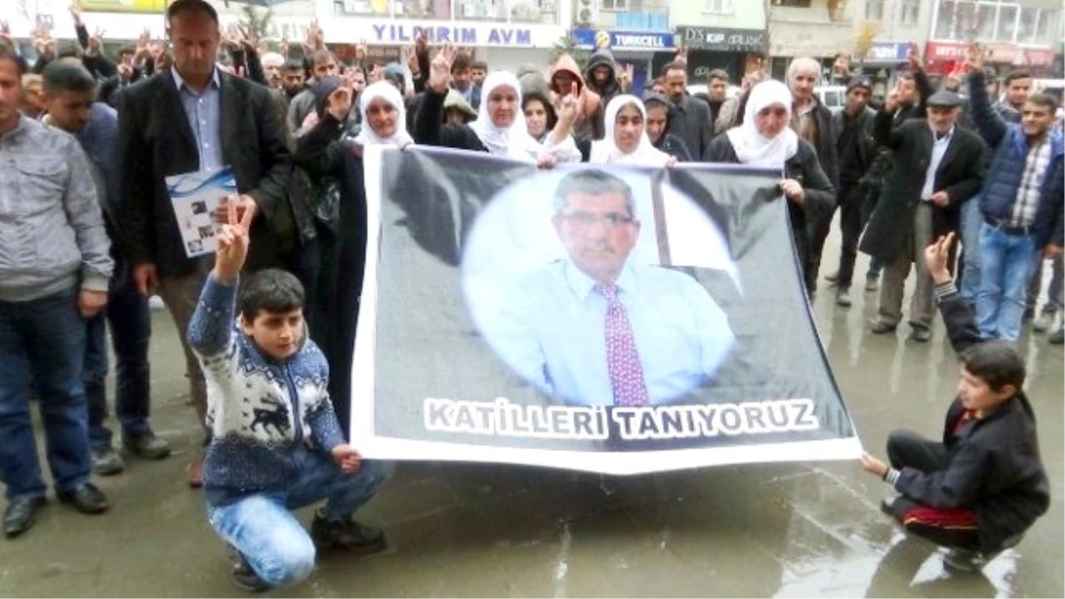 Hakkari\'de Tahir Elçi Protestosu