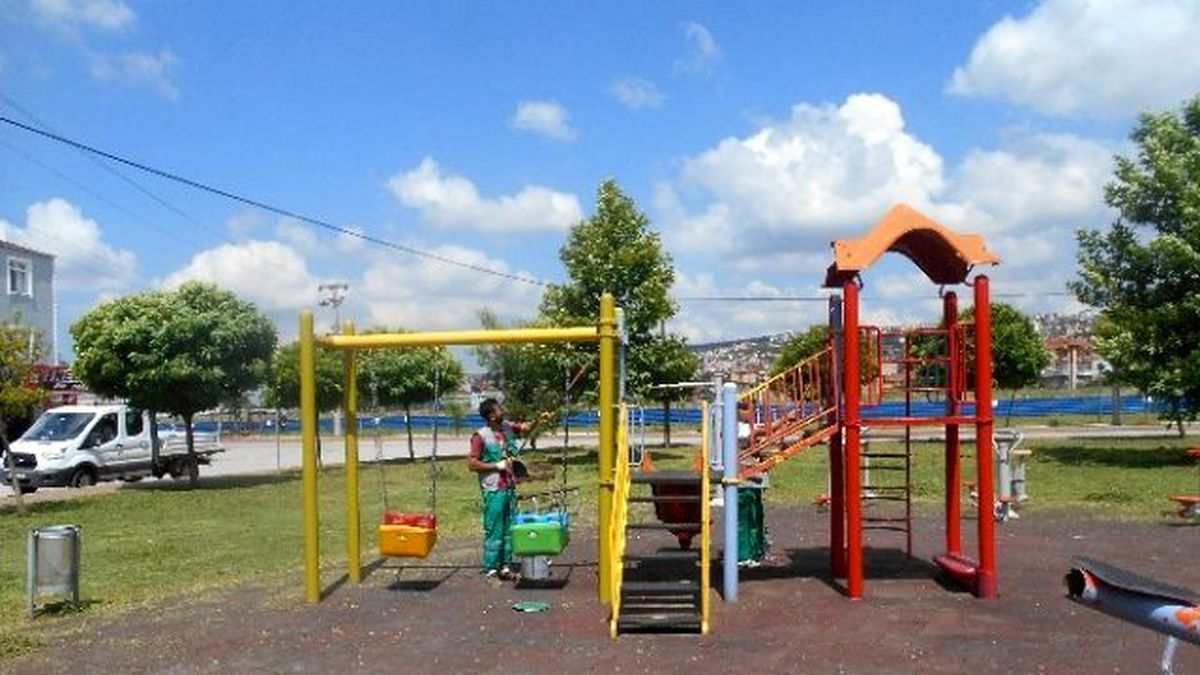 İzmit\'teki Parklar Elden Geçiriliyor