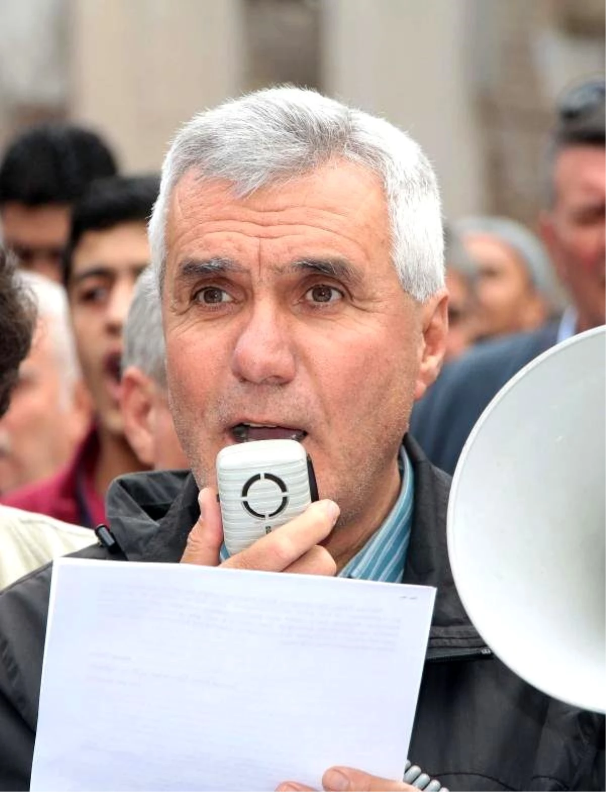Manisa\'da Tahir Elçi\'nin Öldürülmesi ve Gazetecilerin Tutuklanmasına Protesto