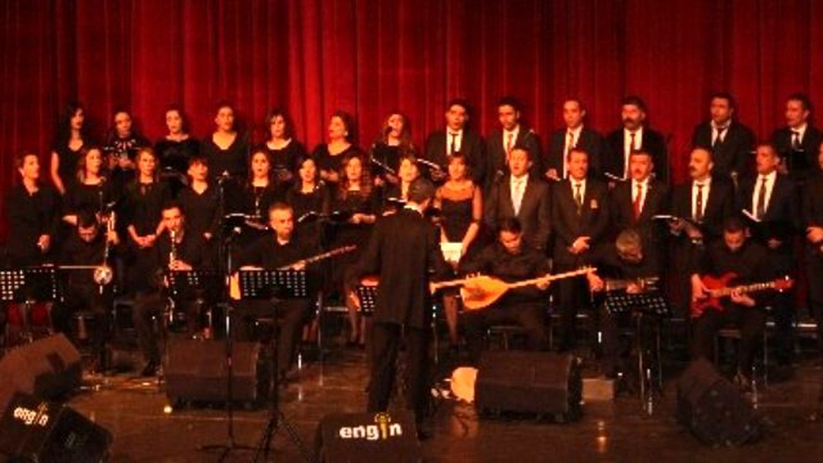 Öğretmenlerin Konseri Büyüledi