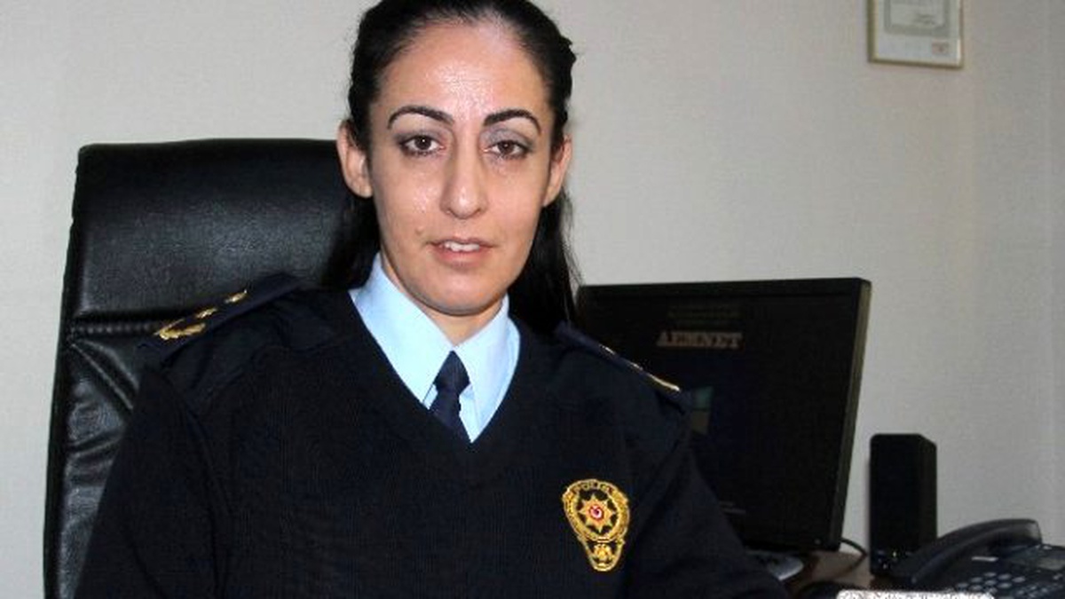 Şehit Kızı Müdürün Verdiği Acı Haber Tez Konusu Oluyor