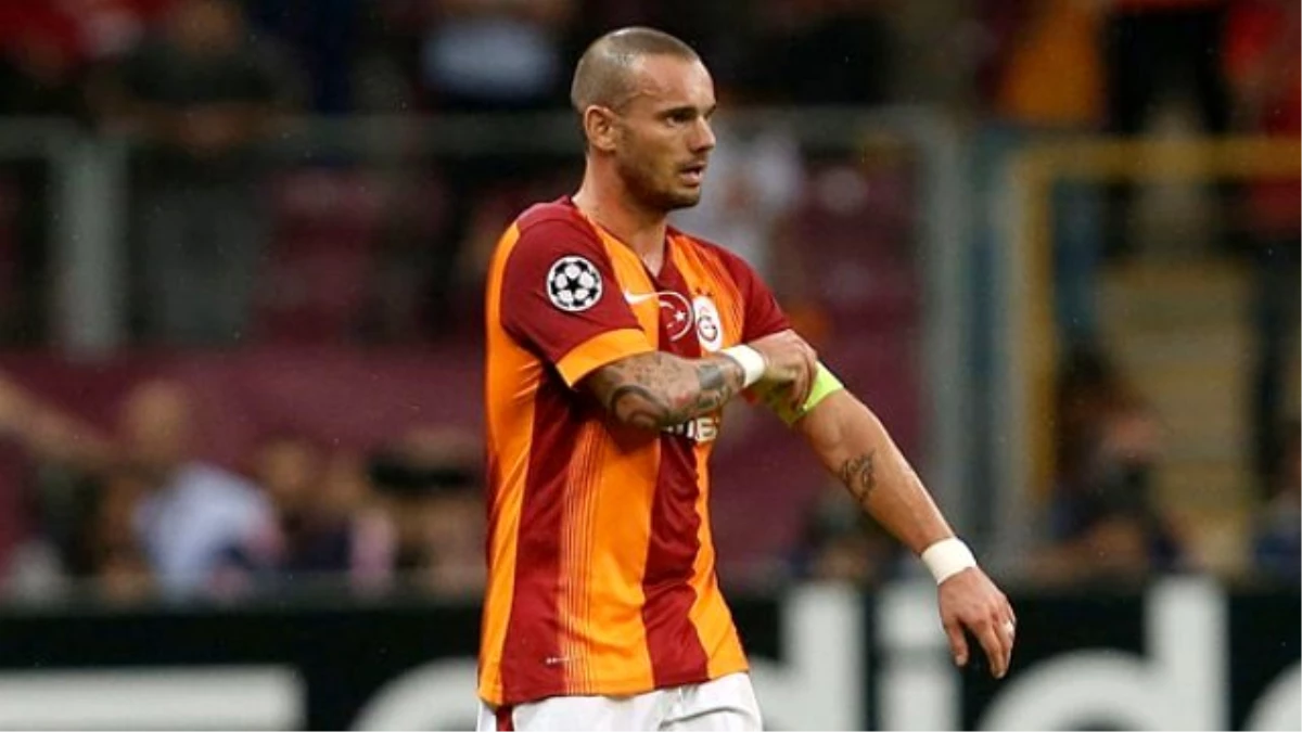 Sneijder: Hamzaoğlu ile İlgili Söylediklerim Doğru Tercüme Edilmiyor