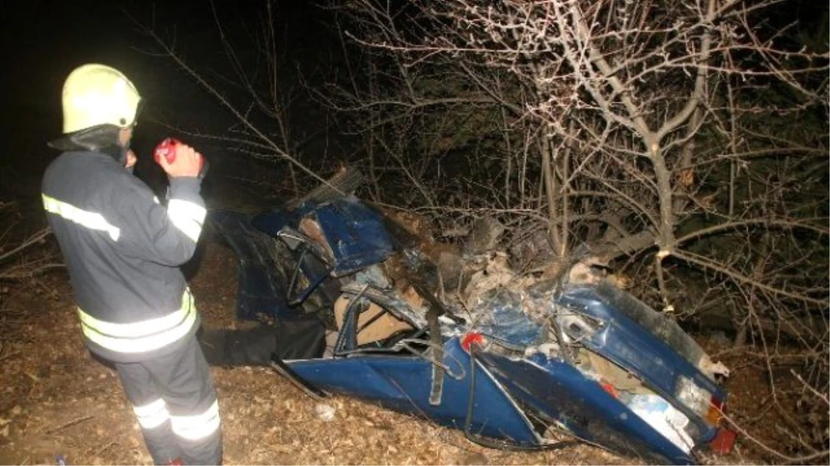 Yozgat\'ta 2 Ayrı Trafik Kazası: 1 Ölü, 12 Yaralı